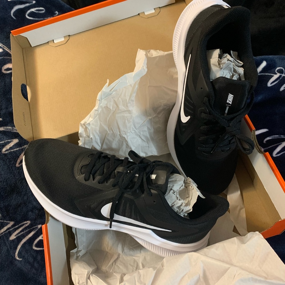 Men’s Nike Downshifter 10 Shoes